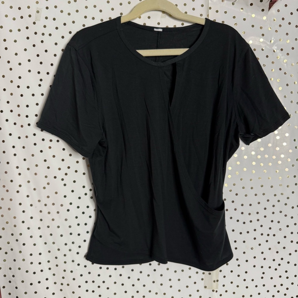 Lululemon Black Women's Top